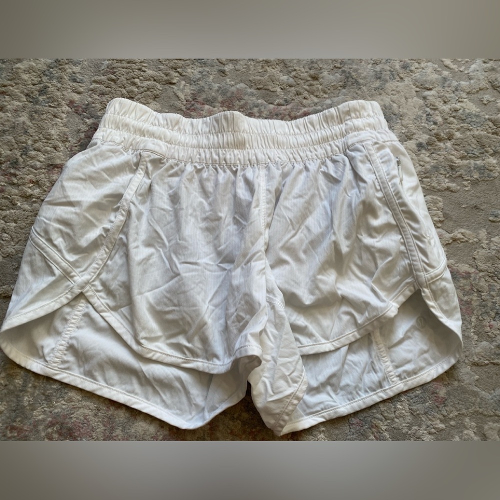Lululemon Tracker Short V 4” White